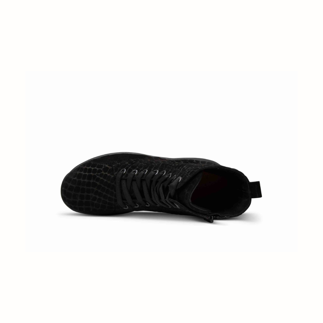 Xsensible Stretchwalker Asti maiharit, Black Fantasy